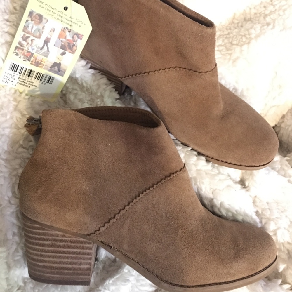 TOMS toffee Suede booties